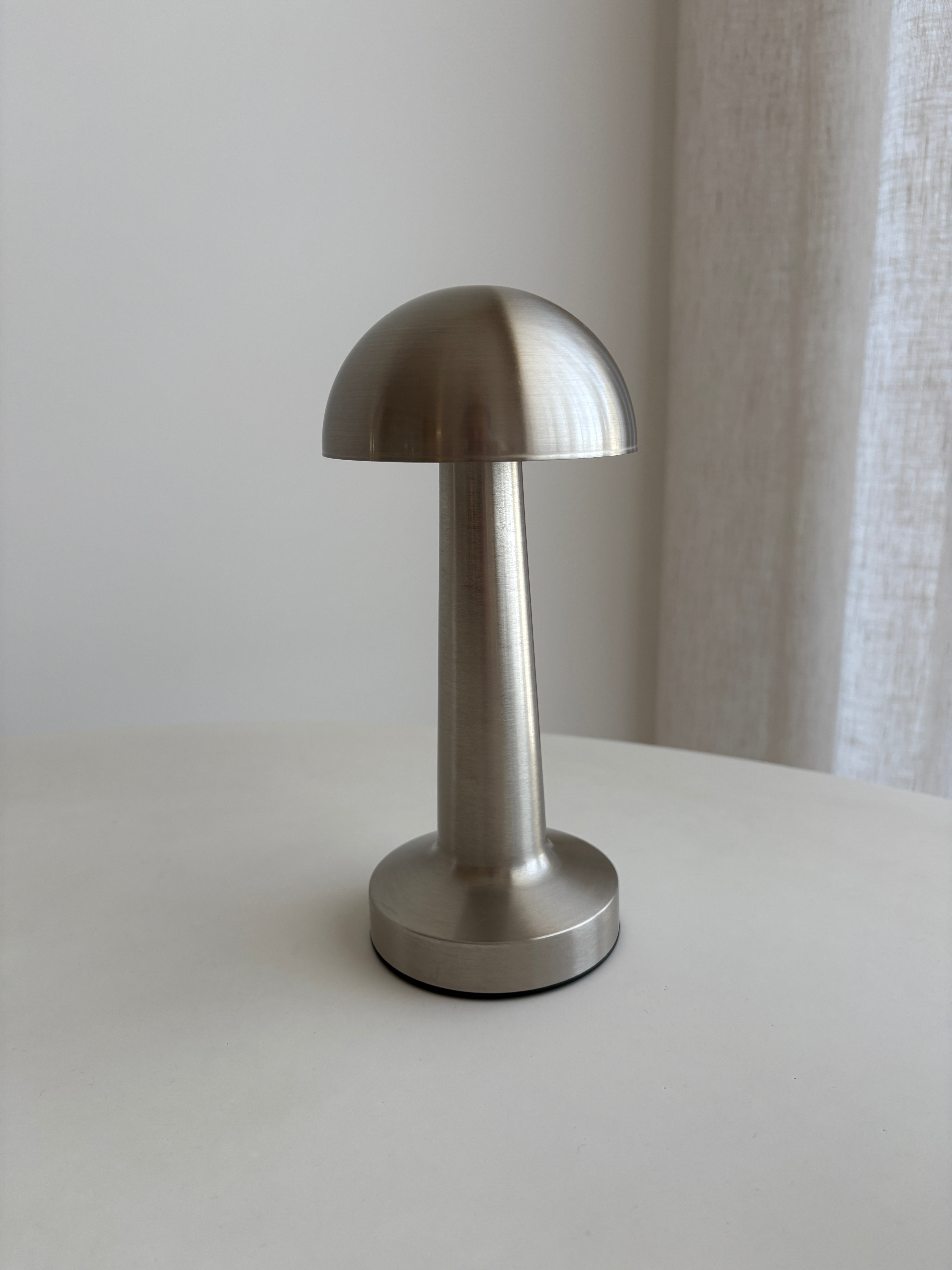 LED Mushroom Table Lamp / Colours